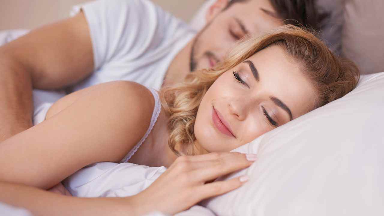 ¡7 razones por las que dormir demasiado pronto con un hombre Piscis podría destruir una relación!